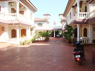 Goa Raj Villa Nagoa Exterior photo